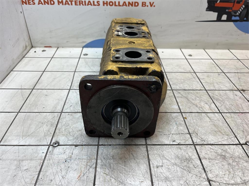 3 way gear pump 18-3139630116-001 Kranar, delar och tillbehör