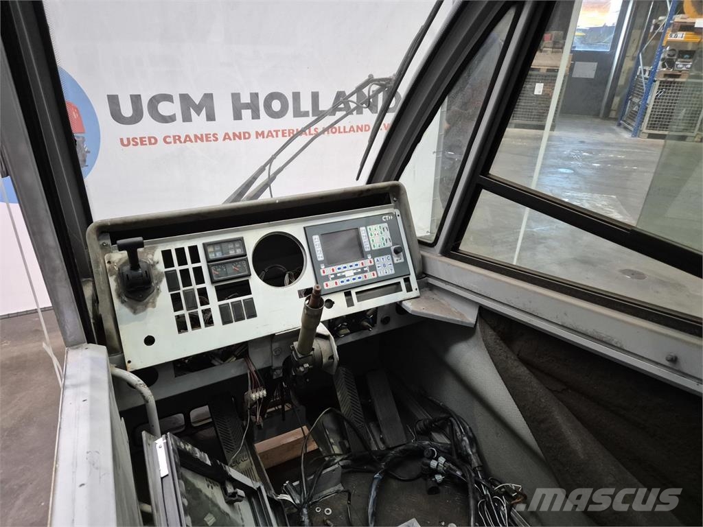  C.T.2 upper cabin Кабины и интерьер
