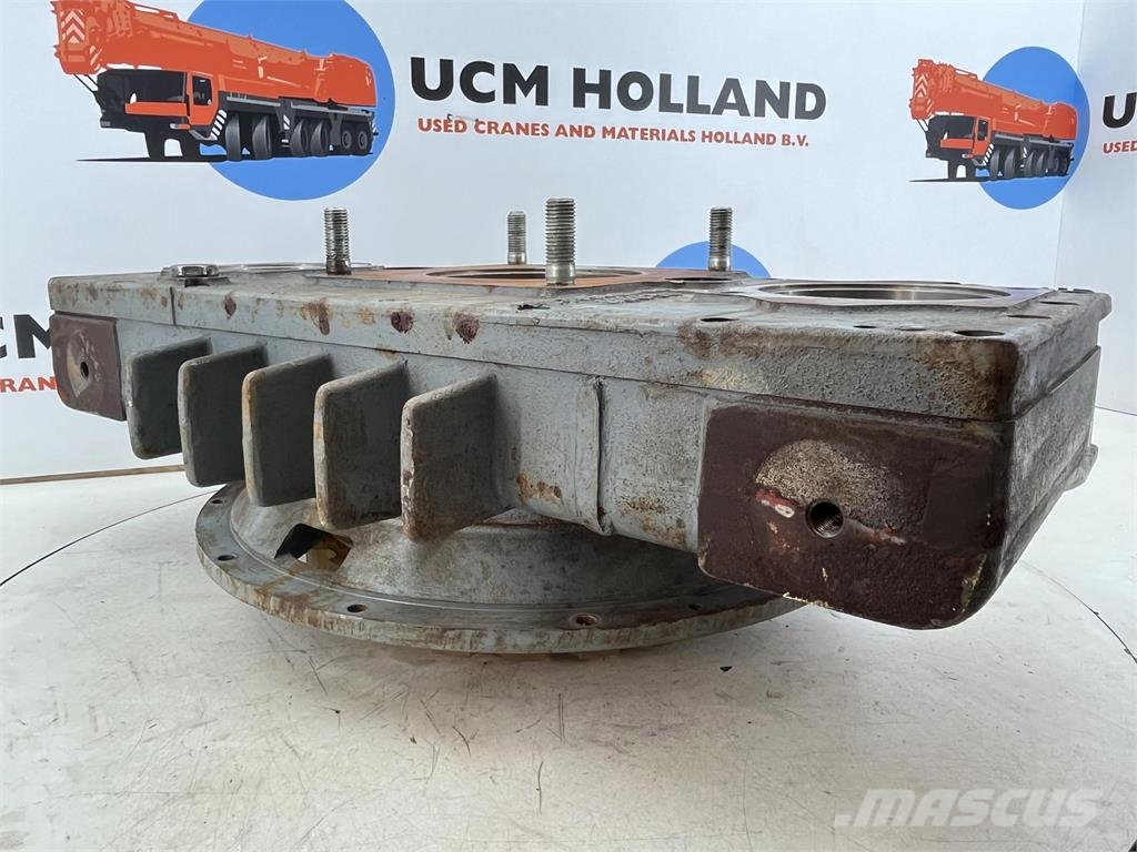 Compact Truck CT.2 Distributor gearbox Части и оборудване за кранове
