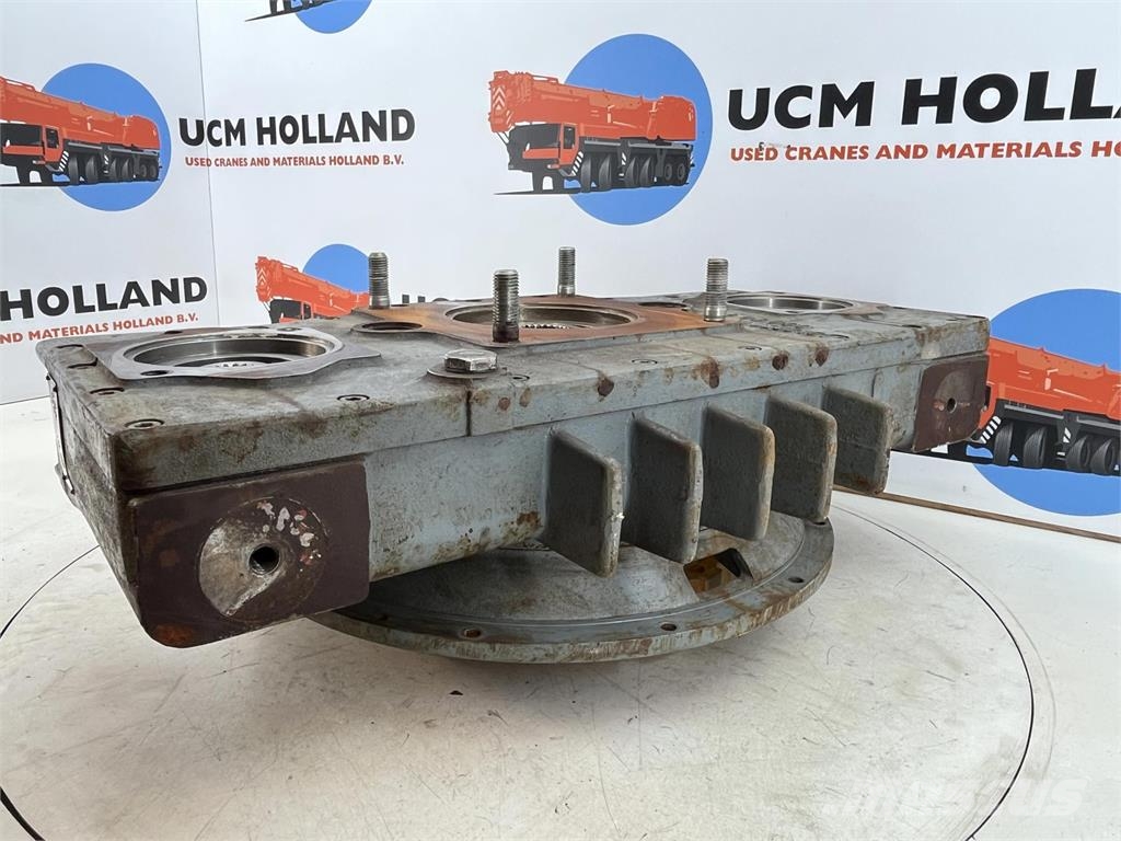 Compact Truck CT.2 Distributor gearbox Части и оборудване за кранове

