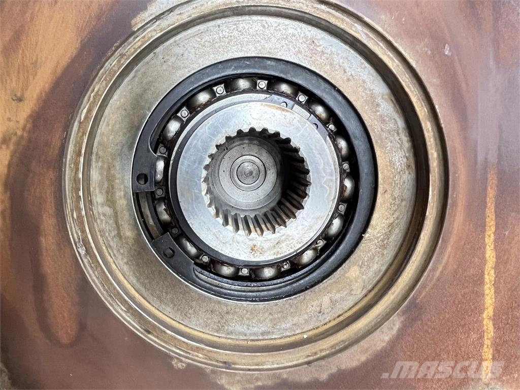 Compact Truck CT.2 Distributor gearbox Части и оборудване за кранове
