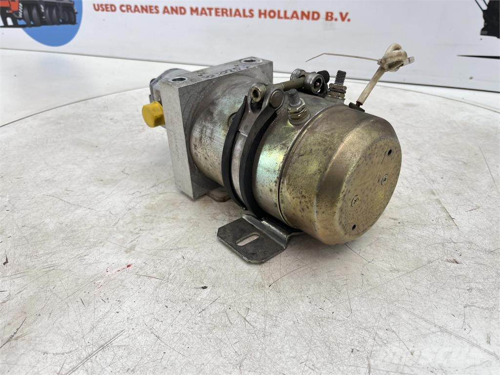 Compact Truck CT.2 Electrohydraulic pump Crane parts and equipment