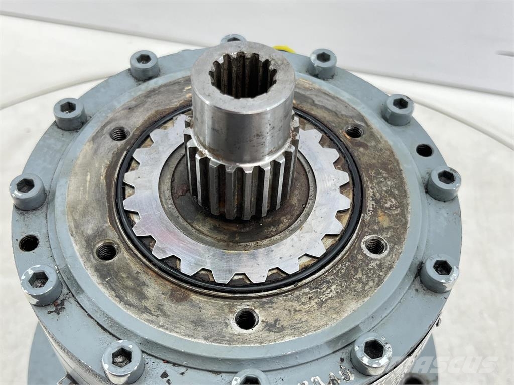 Compact Truck CT.2 Slewing gear Части и оборудване за кранове
