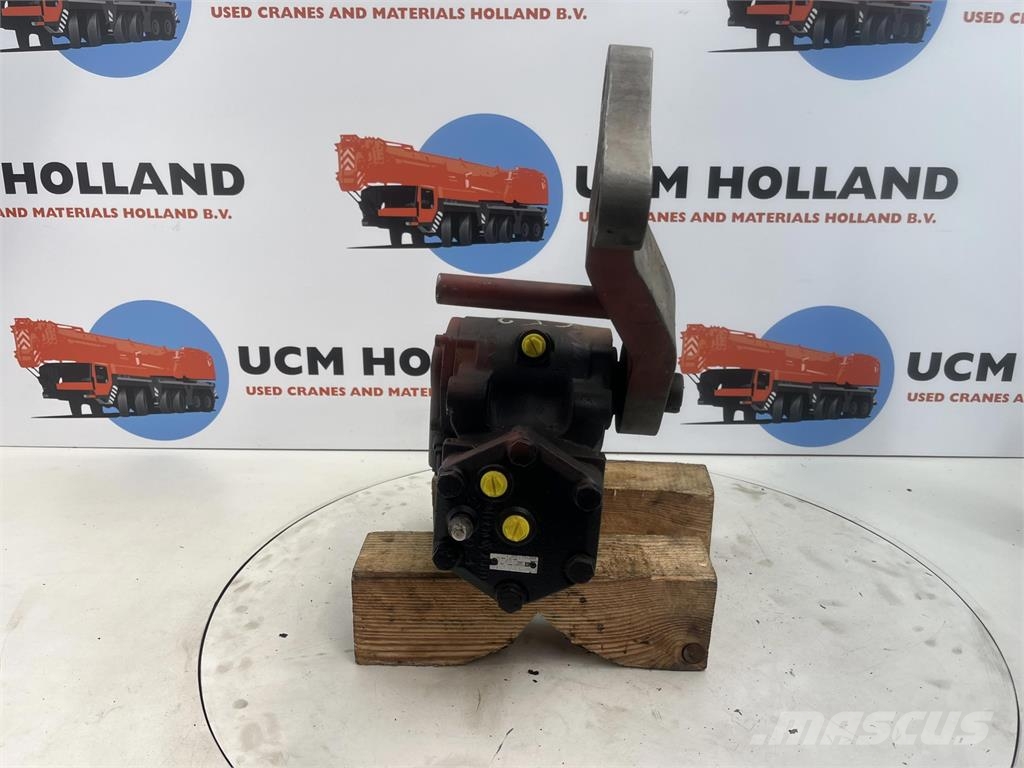 Compact Truck CT2 steering box Oprema i dijelovi za kranove