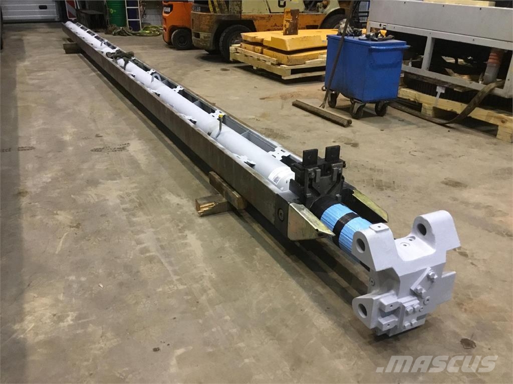 Demag AC 100/4 telescopic cylinder Peças e equipamentos para guindastes