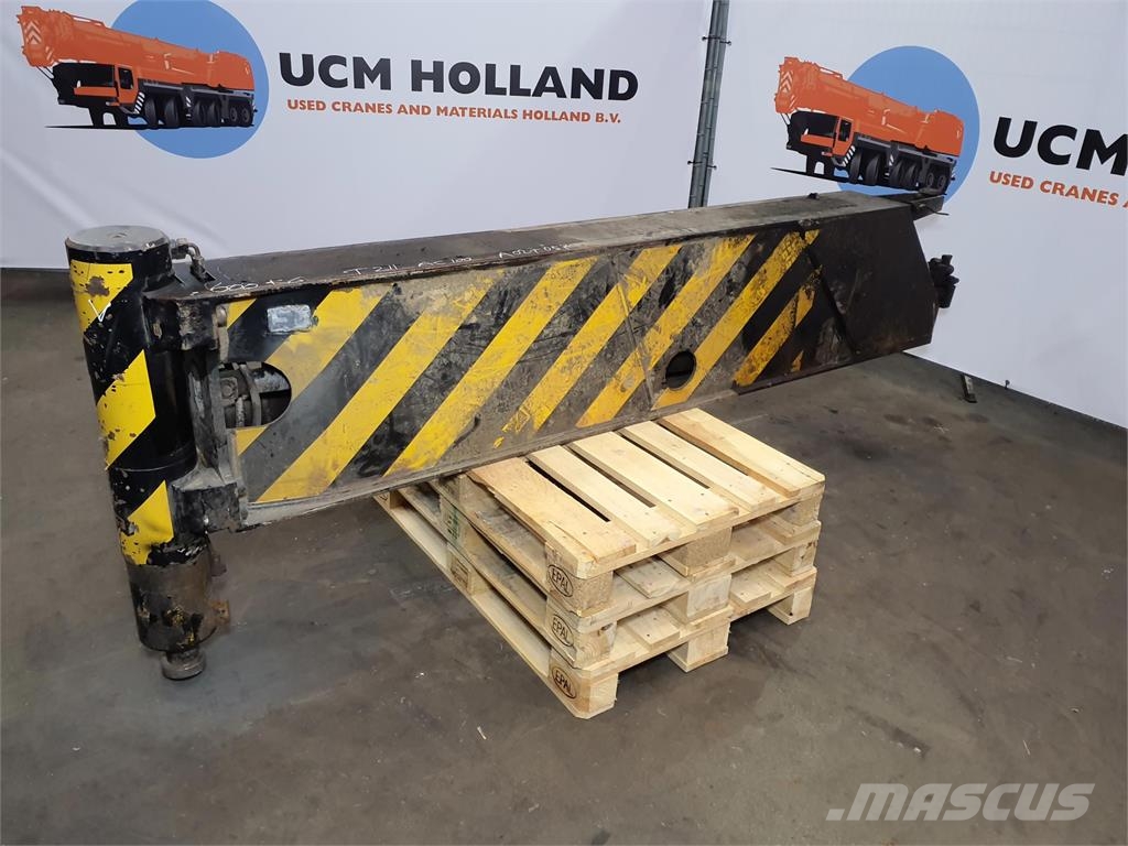 Demag AC 100 outrigger beam complete front Peças e equipamentos para guindastes