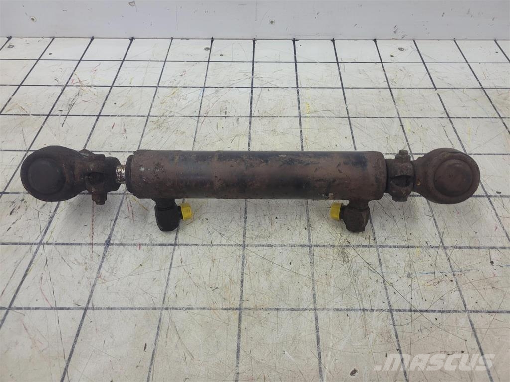 Demag AC 100 steering cylinder Peças e equipamentos para guindastes