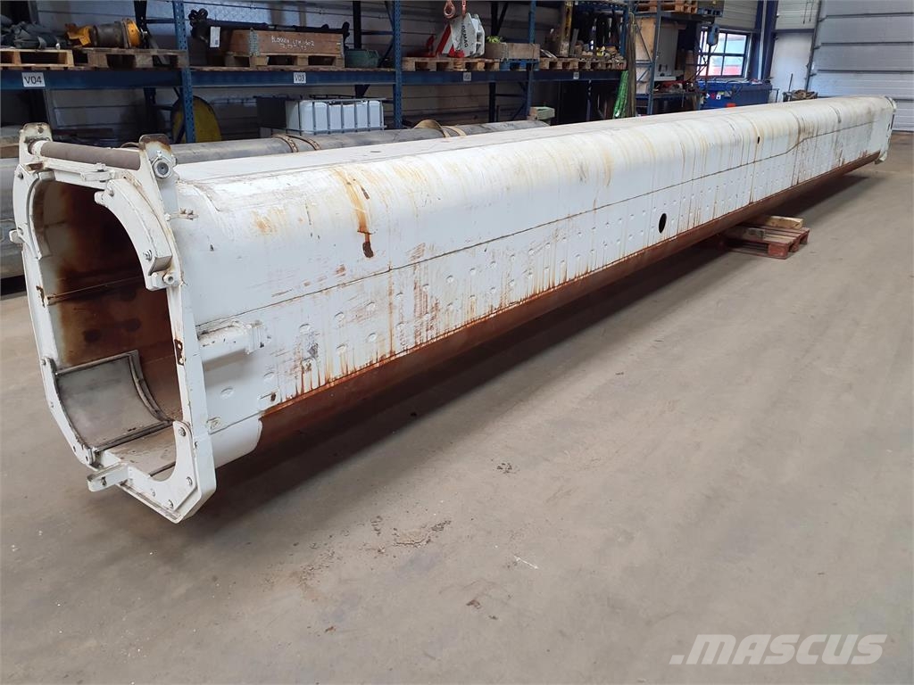 Demag AC 120 telescopic section 2 Peças e equipamentos para guindastes