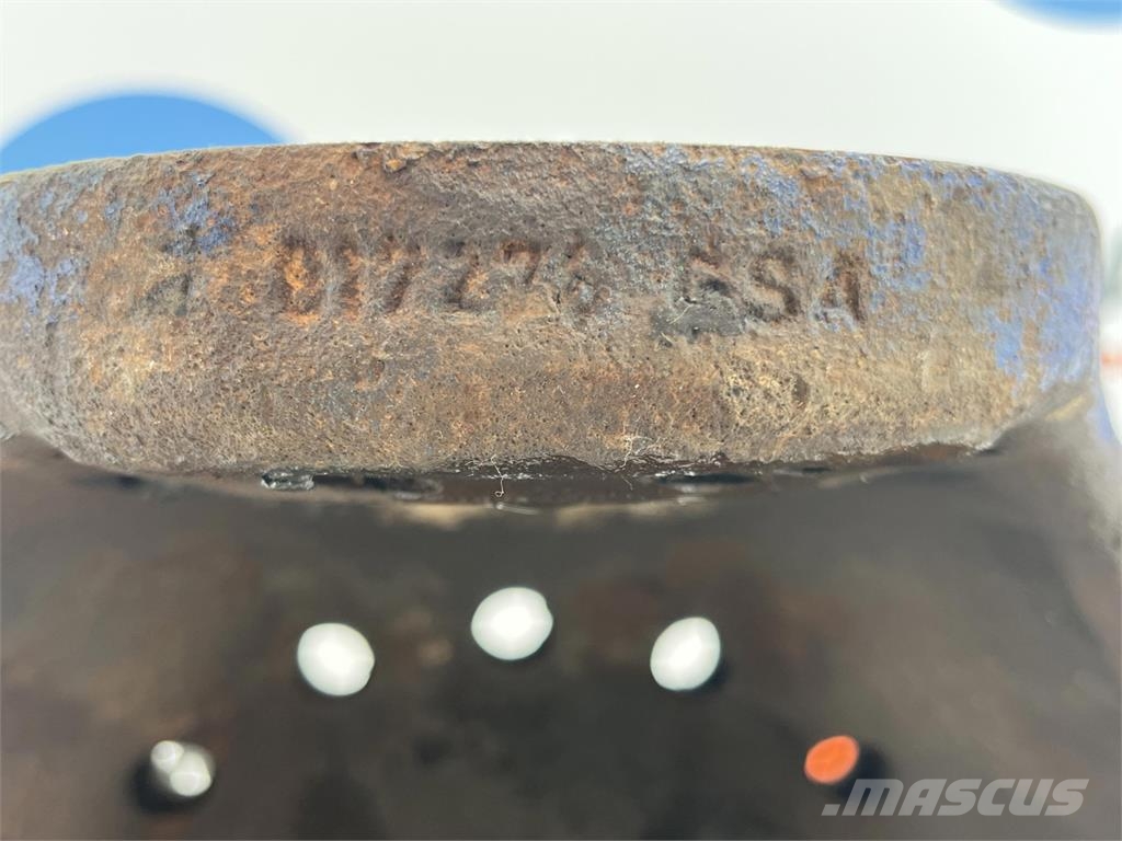 Demag AC 155, AC 205 Steering knuckle 16 holes Axles