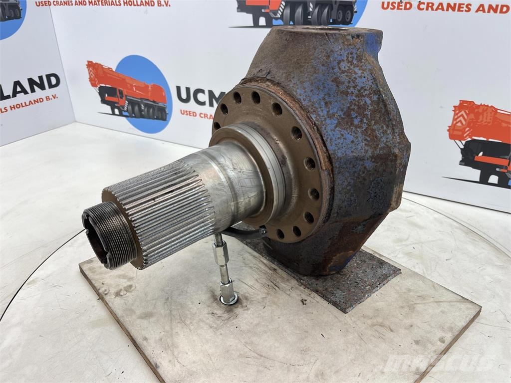 Demag AC 155, AC 205 Steering knuckle 16 holes Axles