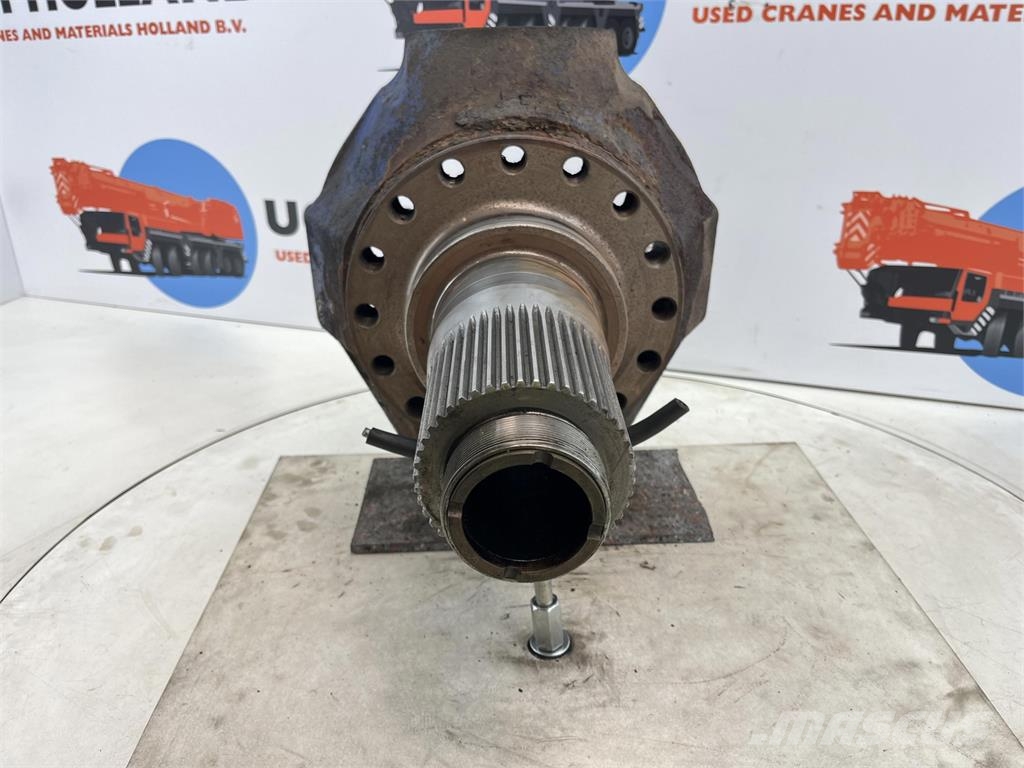 Demag AC 155, AC 205 Steering knuckle 16 holes Axles