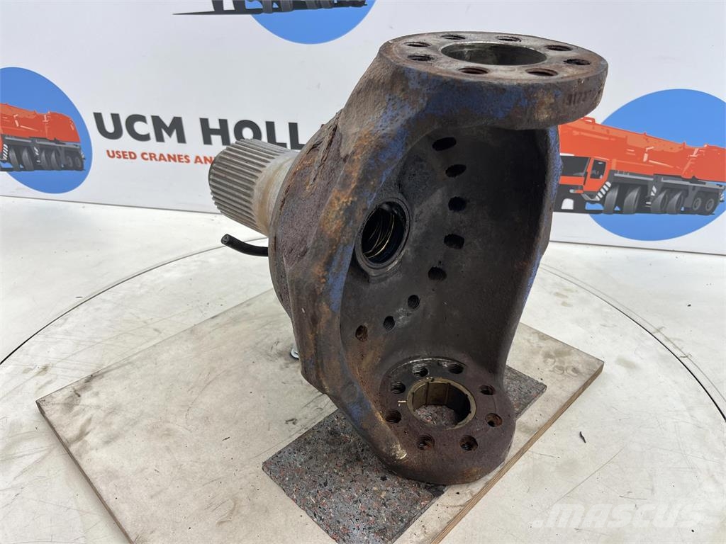 Demag AC 155, AC 205 Steering knuckle 16 holes Axles