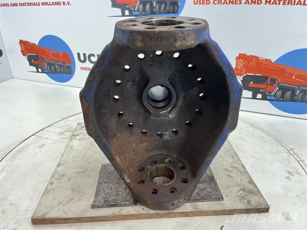 Demag AC 155, AC 205 Steering knuckle 16 holes Axles