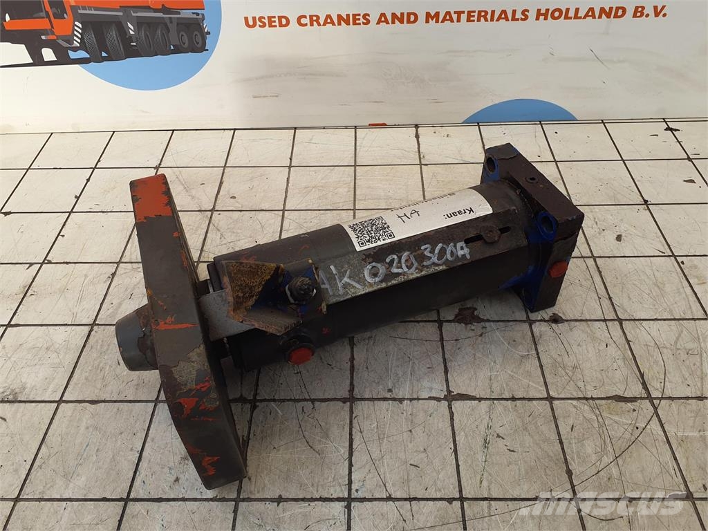 Demag AC 155 counterweight lift cylinder Εξαρτήματα και εξοπλισμός για γερανούς