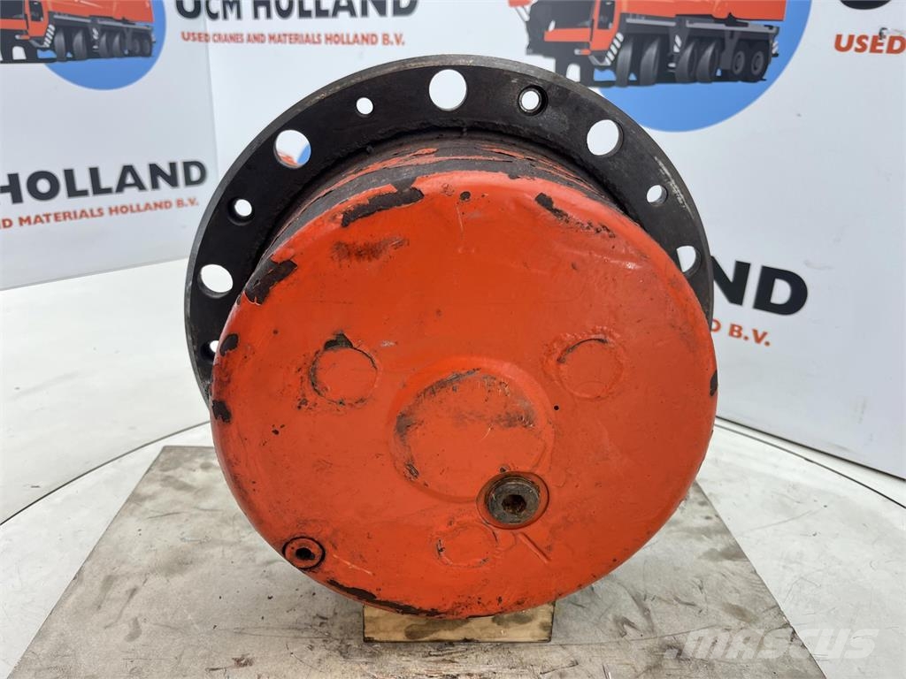 Demag AC 155 planetary gear 17-24-67-32-3pl-H135-46 Осі