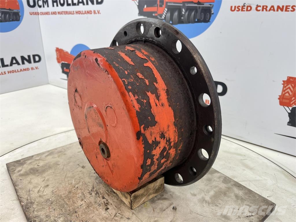 Demag AC 155 planetary gear 17-24-67-32-3pl-H135-46 Осі