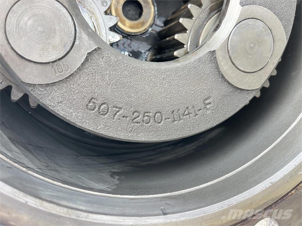Demag AC 155 planetary gear 17-24-67-32-3pl-H135-46 Осі
