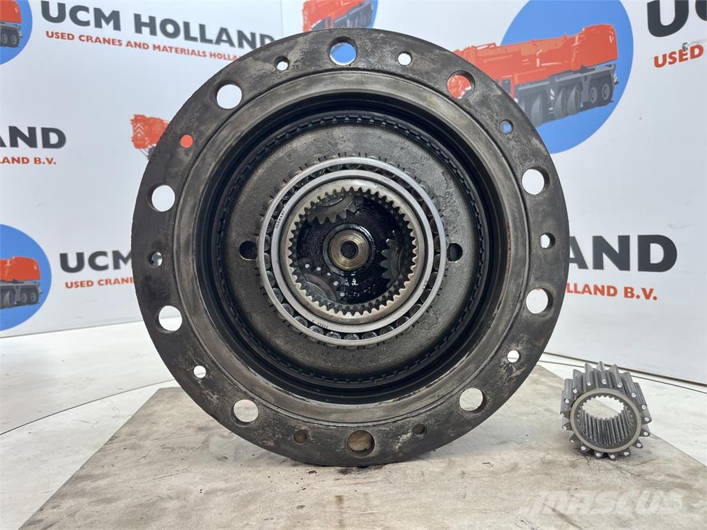 Demag AC 155 planetary gear 17-24-67-32-46-3-H135 محور العجلة