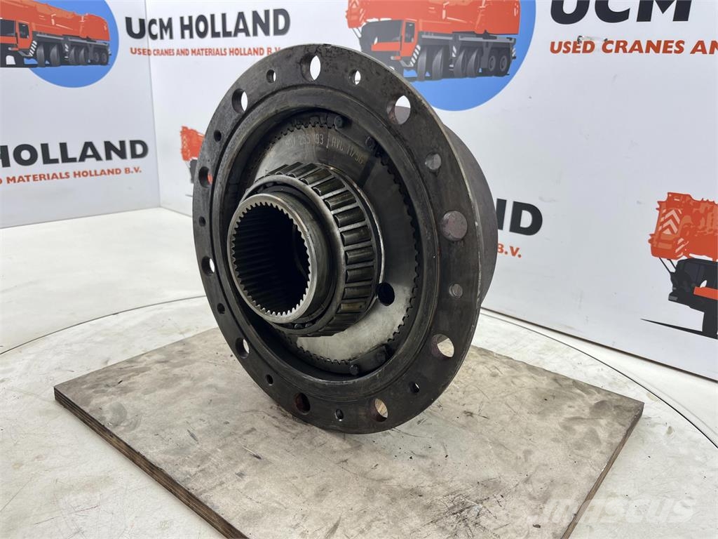 Demag AC 155 planetary gear 22-25-74-40-3pl-H135-46 محور العجلة
