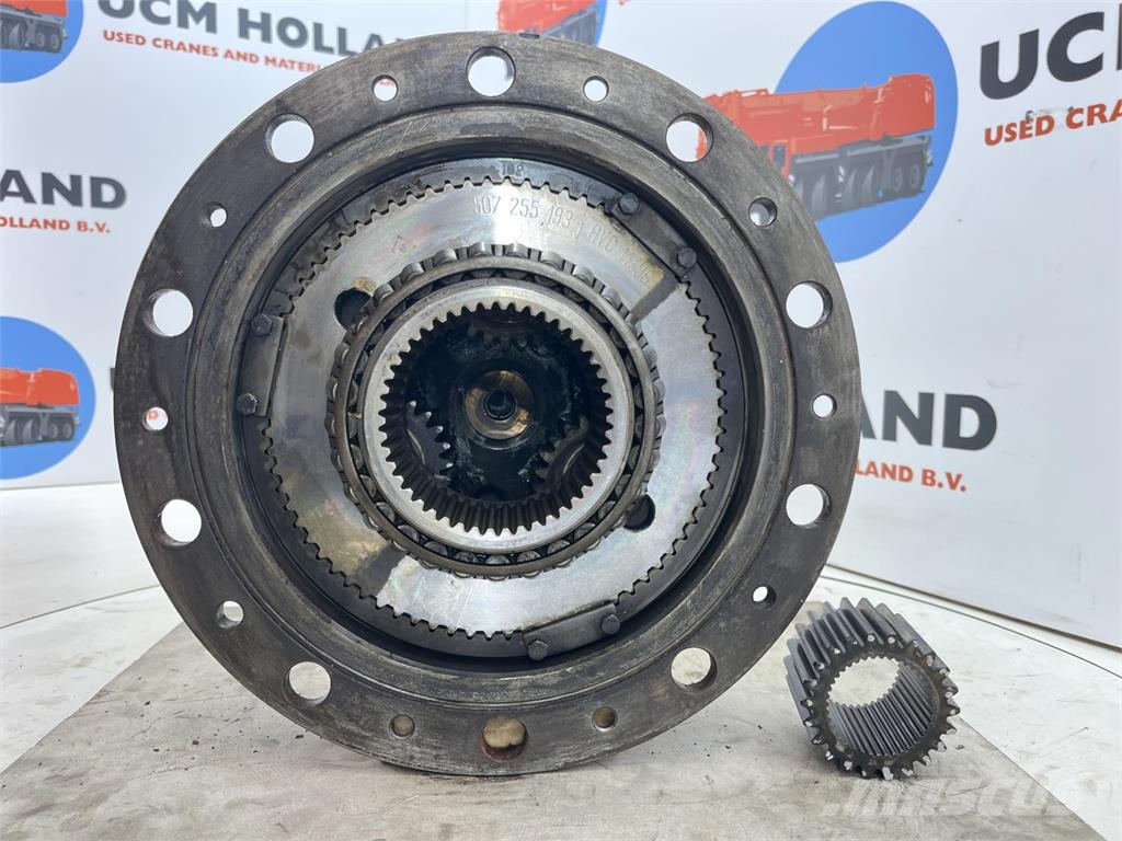 Demag AC 155 planetary gear 22-25-74-40-3pl-H135-46 محور العجلة