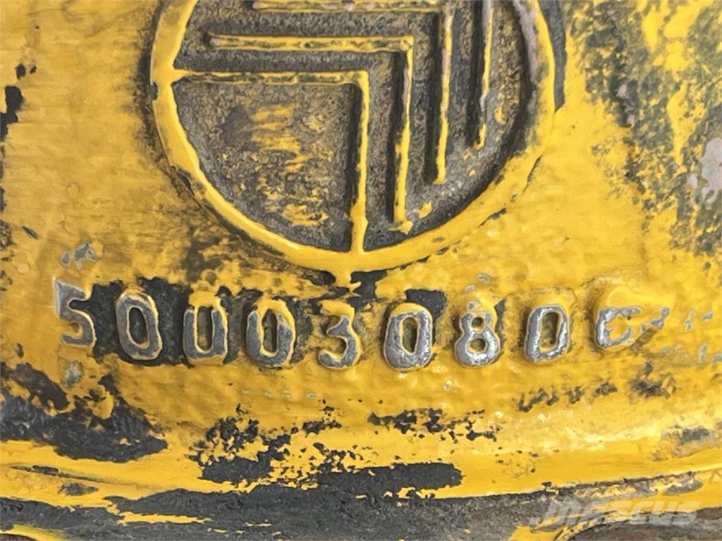 Demag AC 155 slew gear Εξαρτήματα και εξοπλισμός για γερανούς
