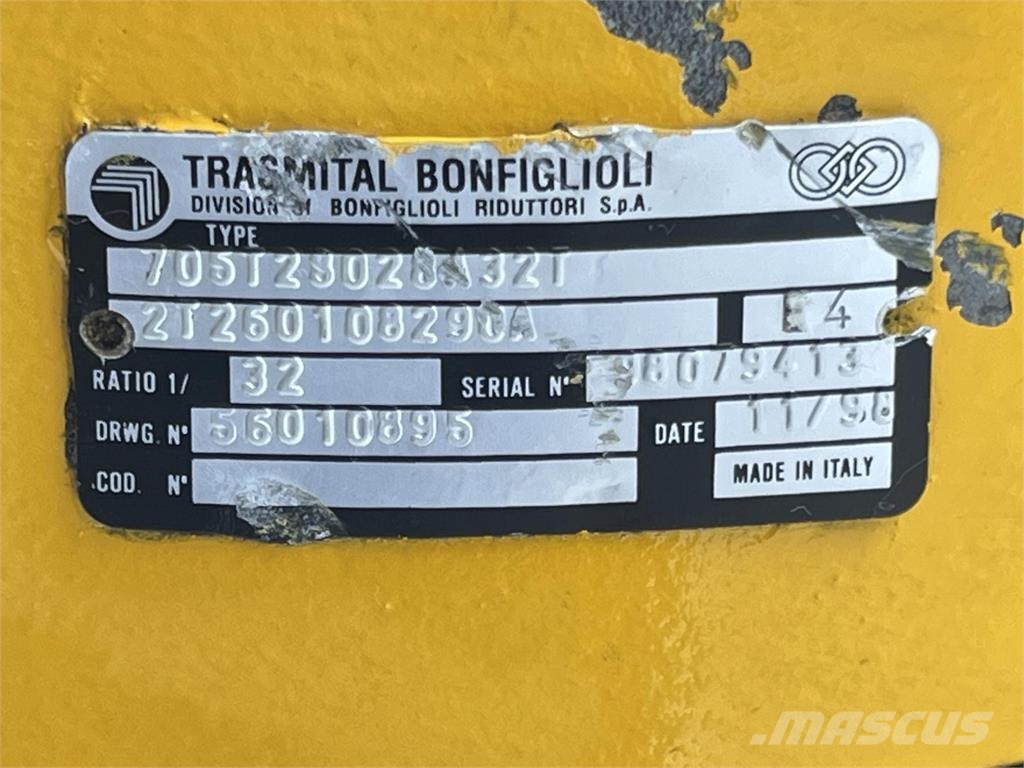 Demag AC 155 slew gear Εξαρτήματα και εξοπλισμός για γερανούς
