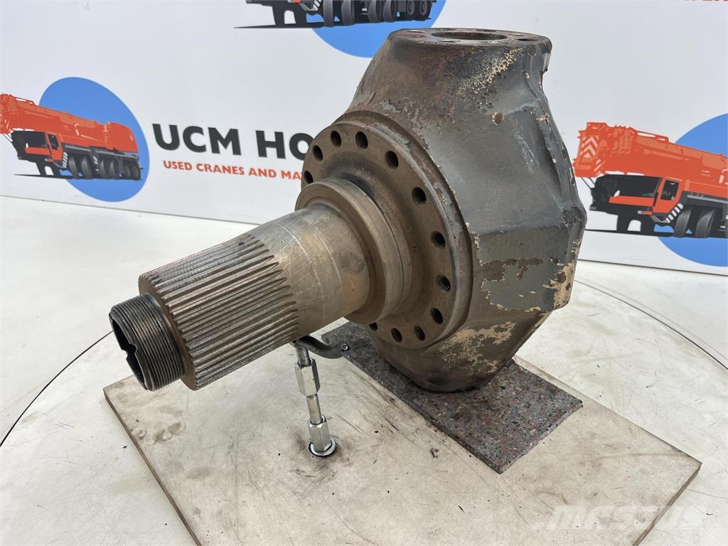 Demag AC 155 steering knuckle 16 holes axle 2 محور العجلة