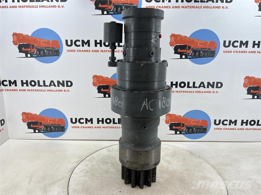Demag AC 180-200 slewing gear Peças e equipamentos para guindastes