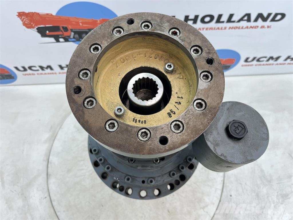 Demag AC 180-200 slewing gear Peças e equipamentos para guindastes