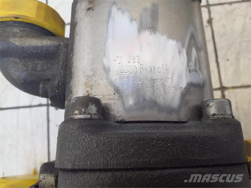 Demag AC 205 3 way gear pump Kranų dalys ir įranga