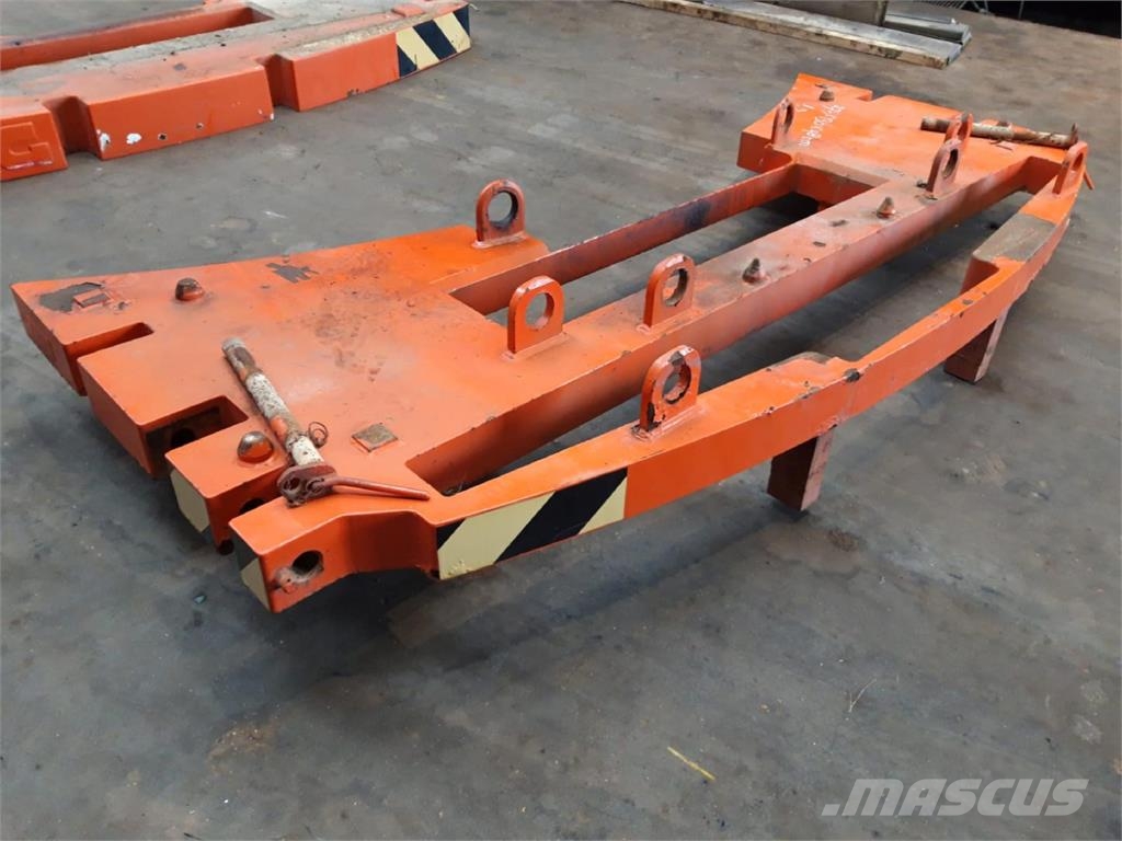 Demag AC 205 counterweight 1,7 ton Peças e equipamentos para guindastes