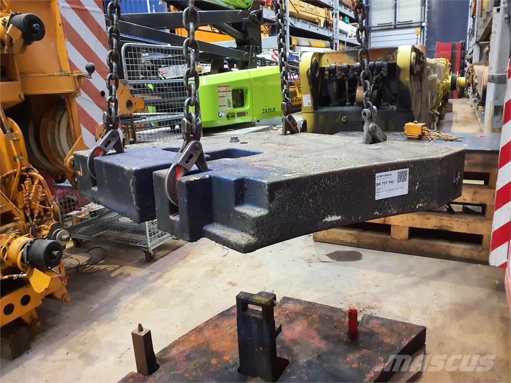 Demag AC 205 counterweight left side 1,9 ton Peças e equipamentos para guindastes