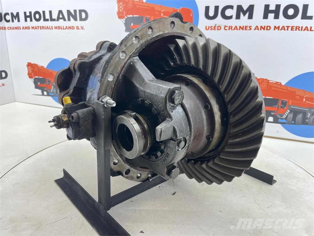 Demag AC 205 mid differential 13x35 axle 3 Peças e equipamentos para guindastes