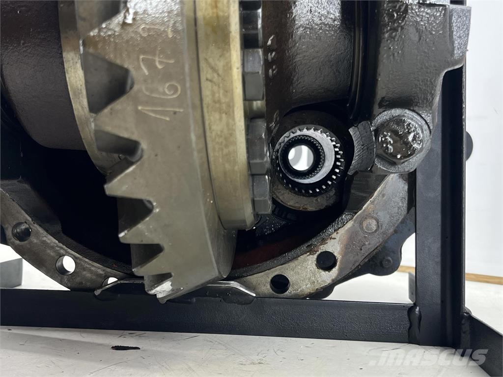 Demag AC 205 mid differential 13x35 axle 3 Peças e equipamentos para guindastes