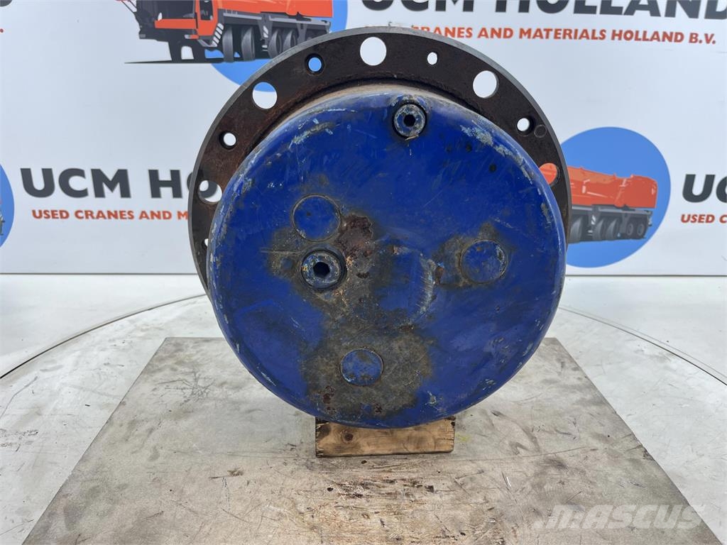 Demag AC 205 planetary gear 17-24-67-32-3pl-H135-42 Axles