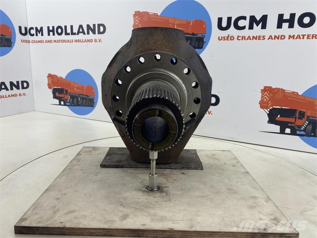 Demag AC 205 Steering knuckle 16 holes Axles