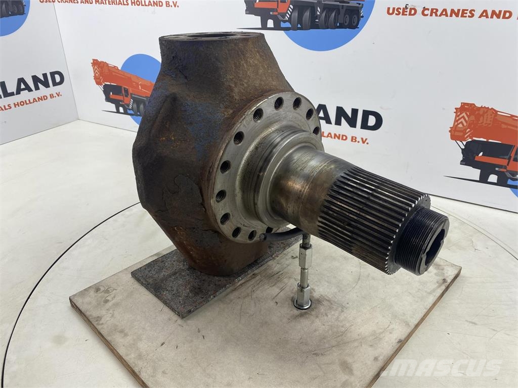 Demag AC 205 Steering knuckle 16 holes Axles