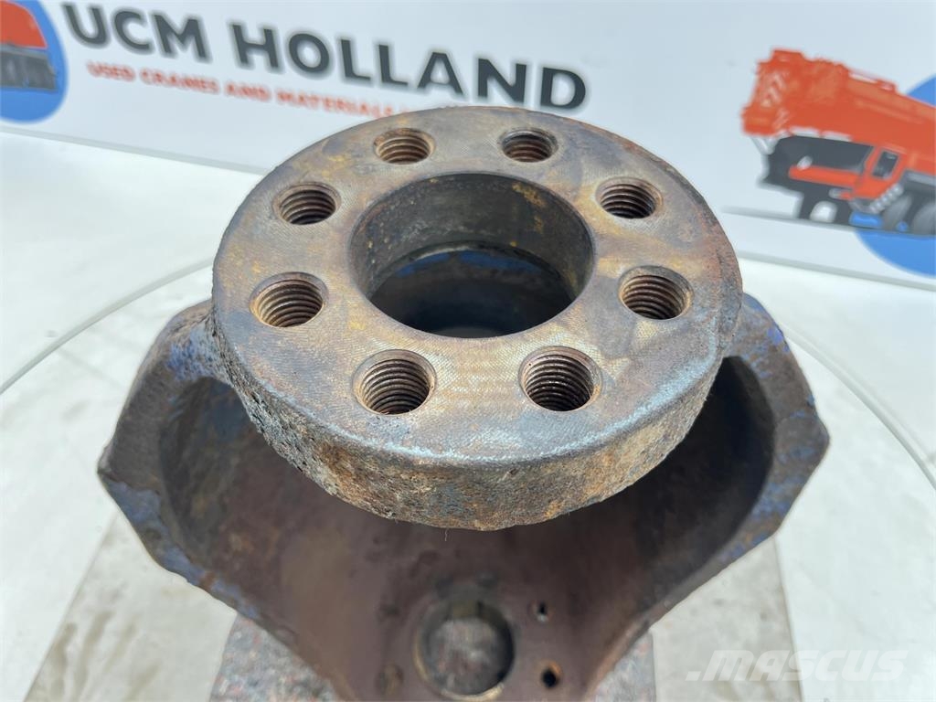 Demag AC 205 Steering knuckle 16 holes axle 4 Axles