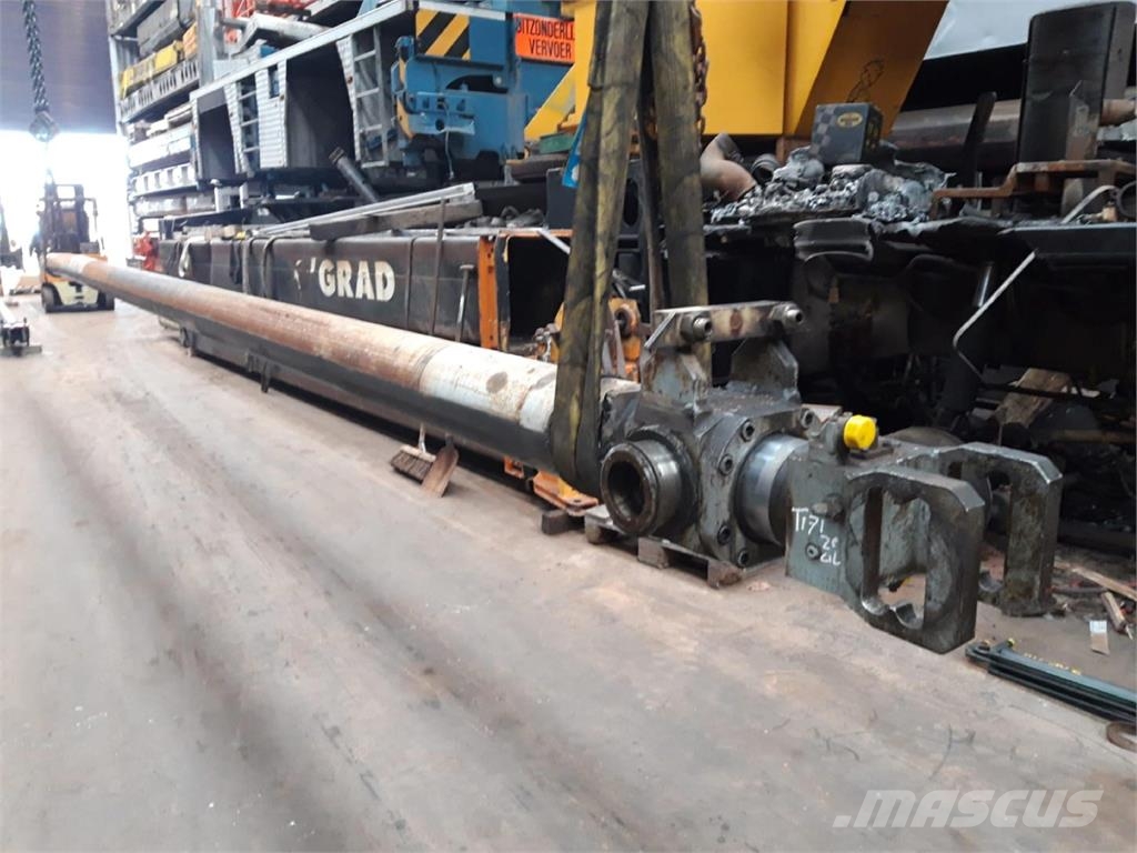 Demag AC 205 telescopic cylinder single Kranen onderdelen en gereedschap