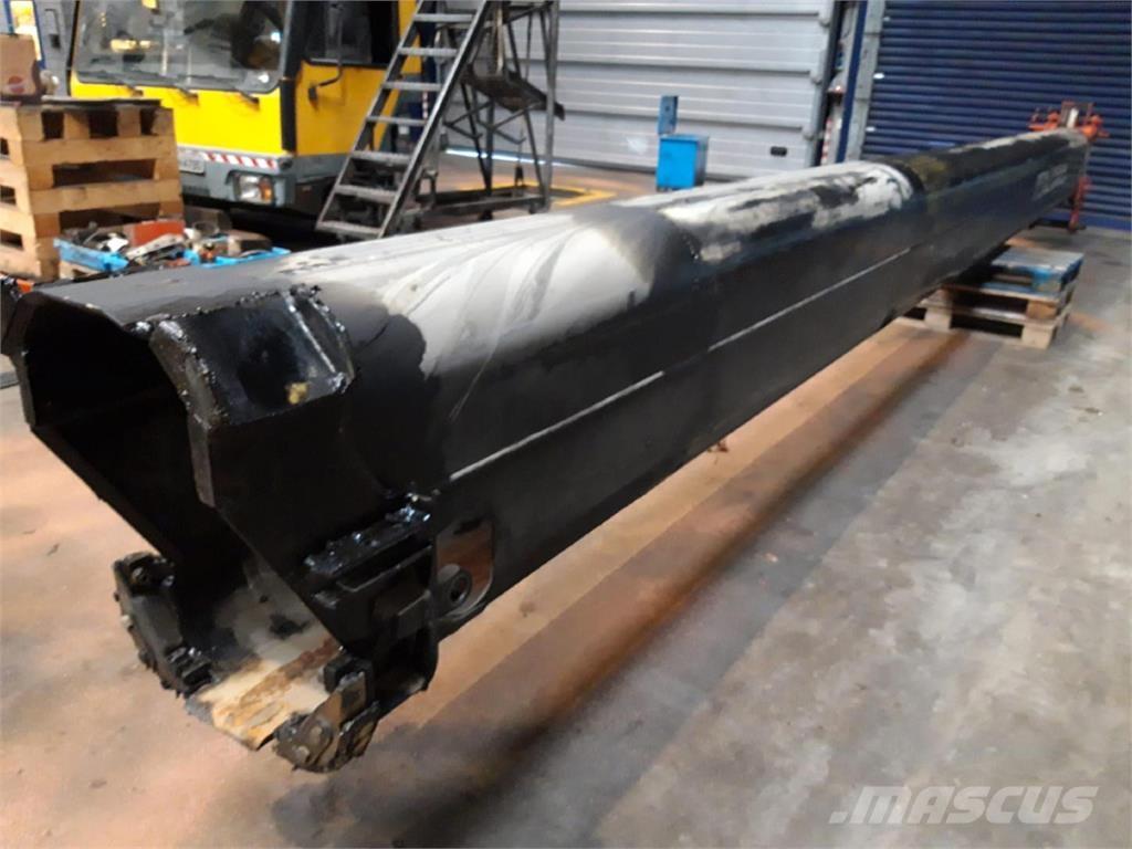Demag AC 205 telescopic head section 5 Kranen onderdelen en gereedschap