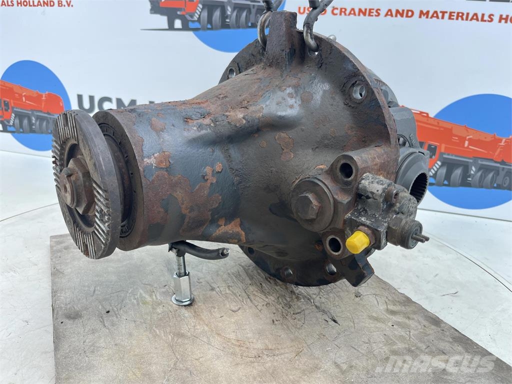 Demag AC 25 End differential 18x33 axle 2 Peças e equipamentos para guindastes