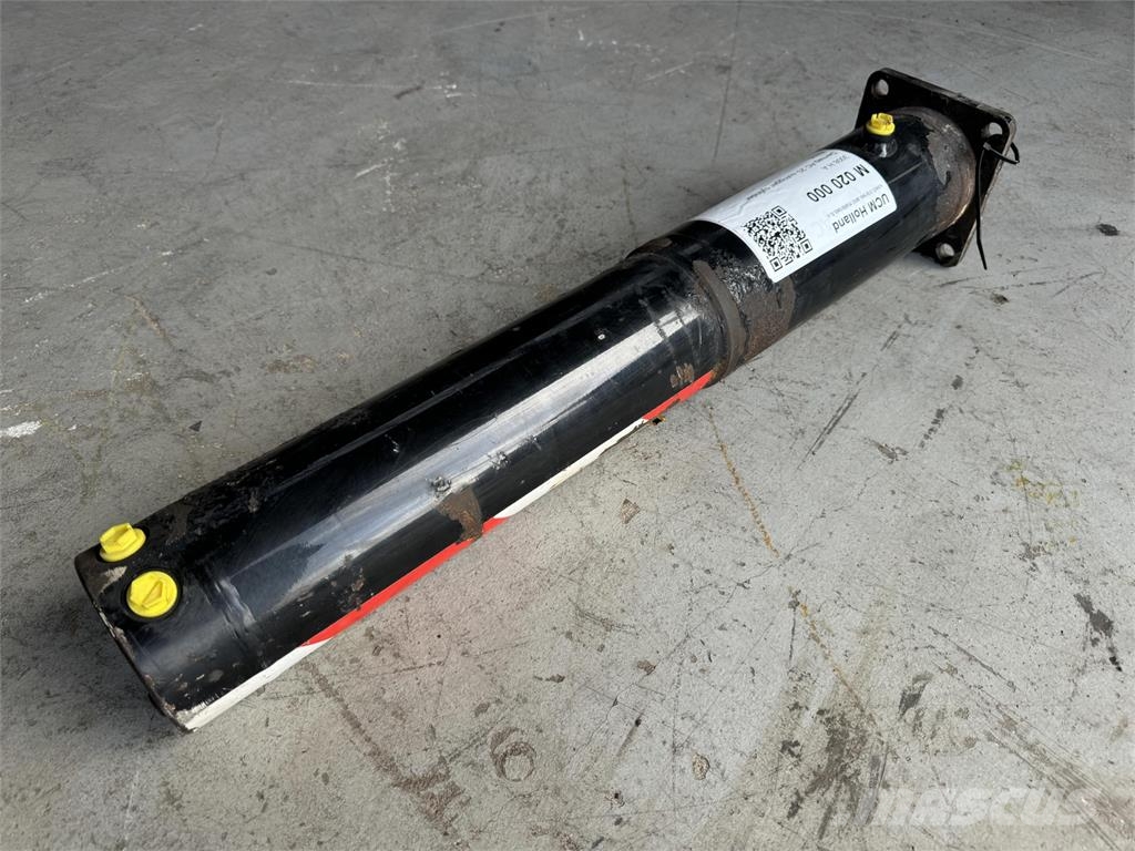 Demag AC 25 outrigger cylinder Εξαρτήματα και εξοπλισμός για γερανούς