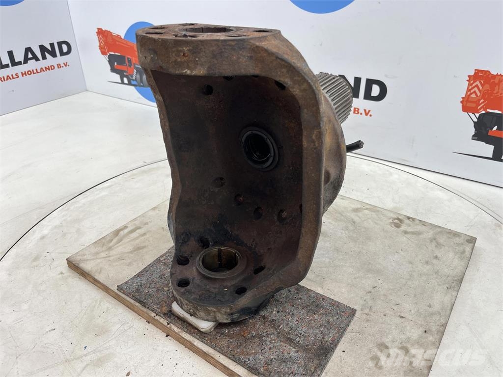 Demag AC 25 Steering knuckle 16 holes axle 2 Axles