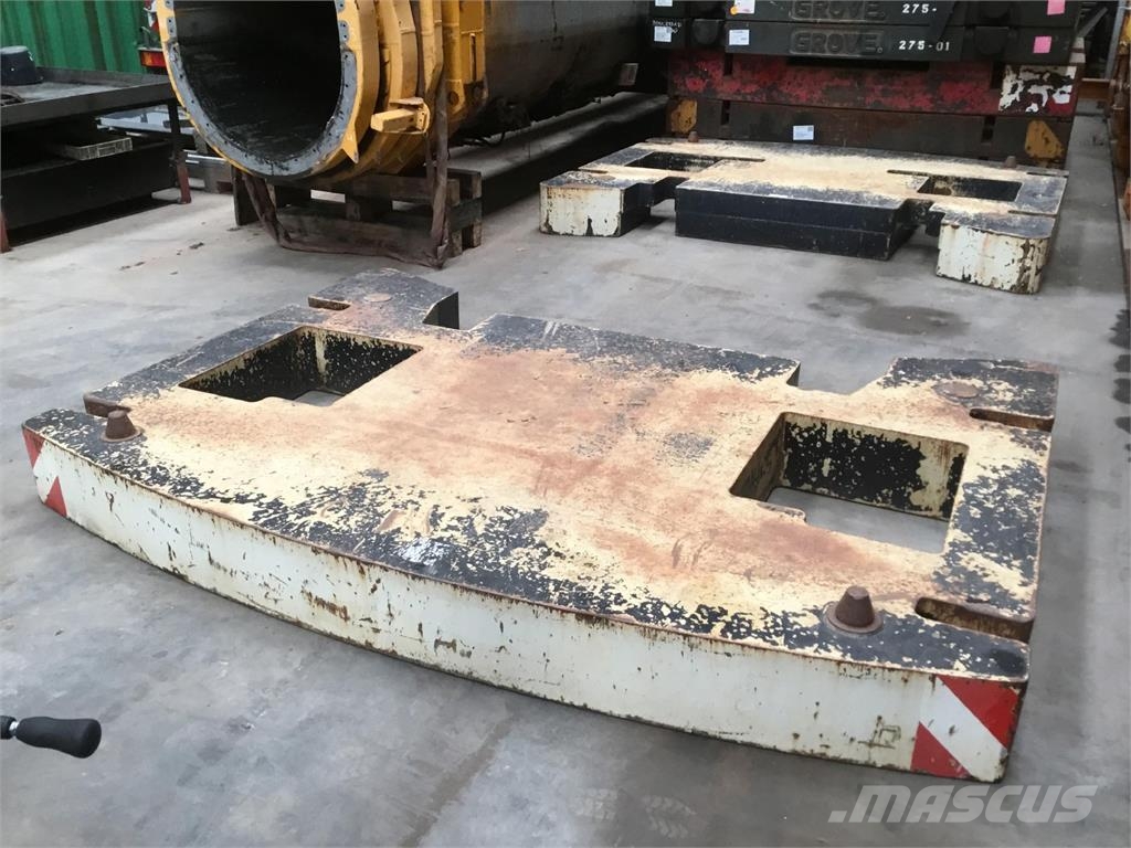 Demag AC 350-1 counterweight 10 ton Piezas y equipos para grúas