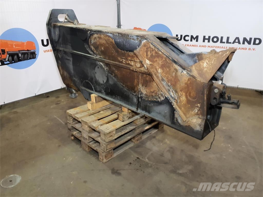 Demag AC 350-1 outrigger beam complete rear Εξαρτήματα και εξοπλισμός για γερανούς