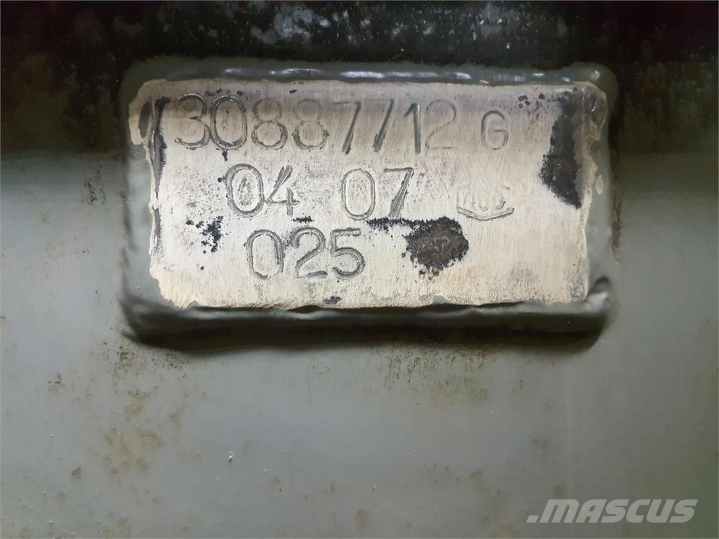 Demag AC 350-1 outrigger beam complete rear Εξαρτήματα και εξοπλισμός για γερανούς