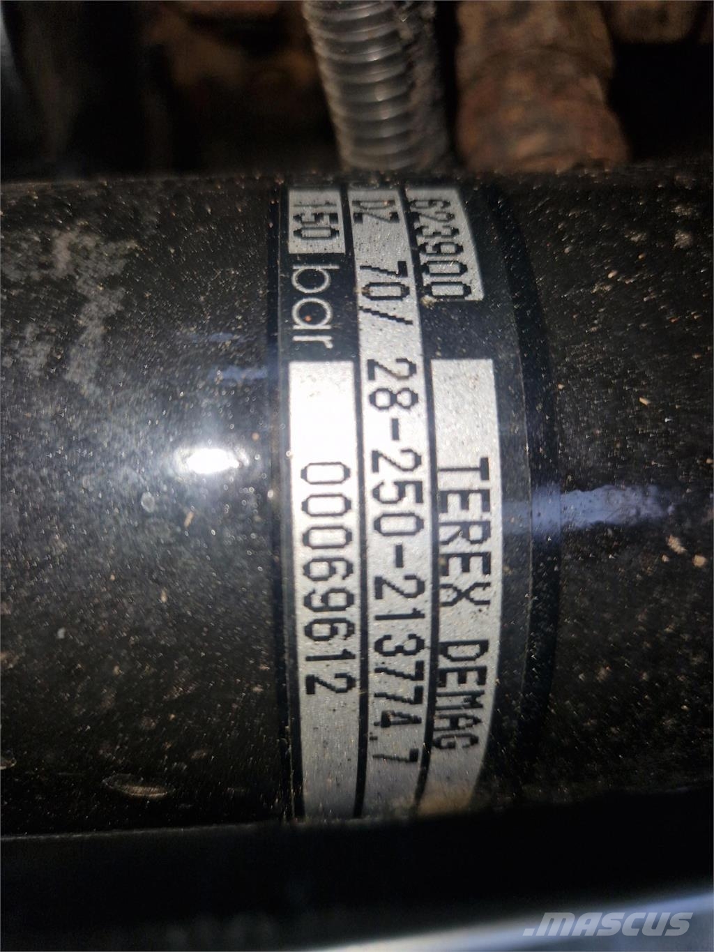 Demag AC 40-1 CITY axle 2 Assen