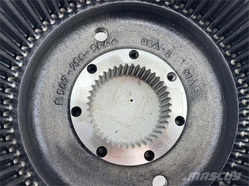 Demag AC 40-1 city planetary drive 17-24-67-32-3pl-H85-4 محور العجلة