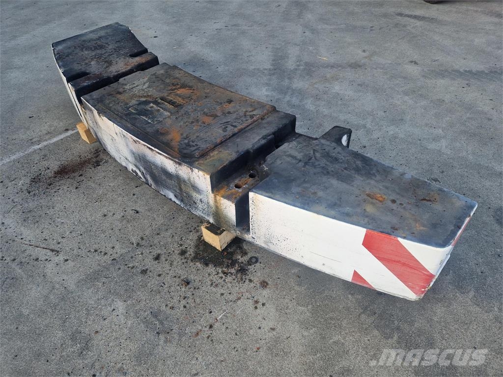 Demag AC 40 CITY counterweight 2.35T Peças e equipamentos para guindastes