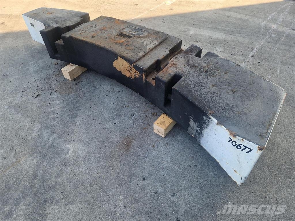 Demag AC 40 CITY counterweight 2.35T Peças e equipamentos para guindastes